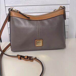 Dooney & Bourke NWT Wexford Pouchette Crossbody Taupe Leather Casual Neutral
